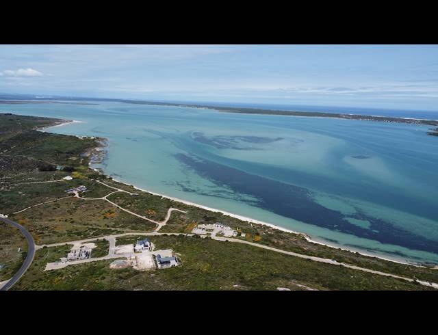 3 BEDROOM VILLA FOR SALE IN SHARK BAY ESTATE